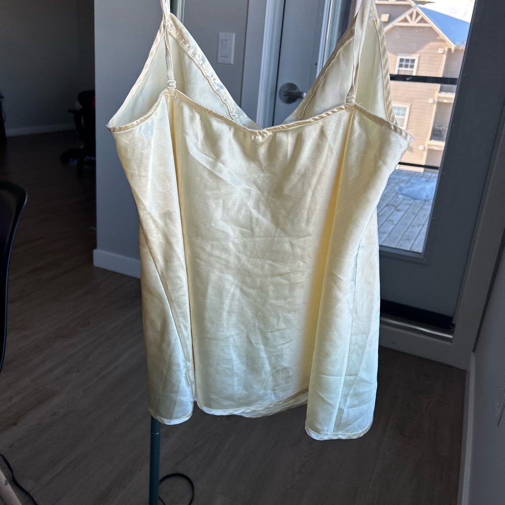La SENZA Buttery Yellow Satin Camisole Top - Picture 4 of 10